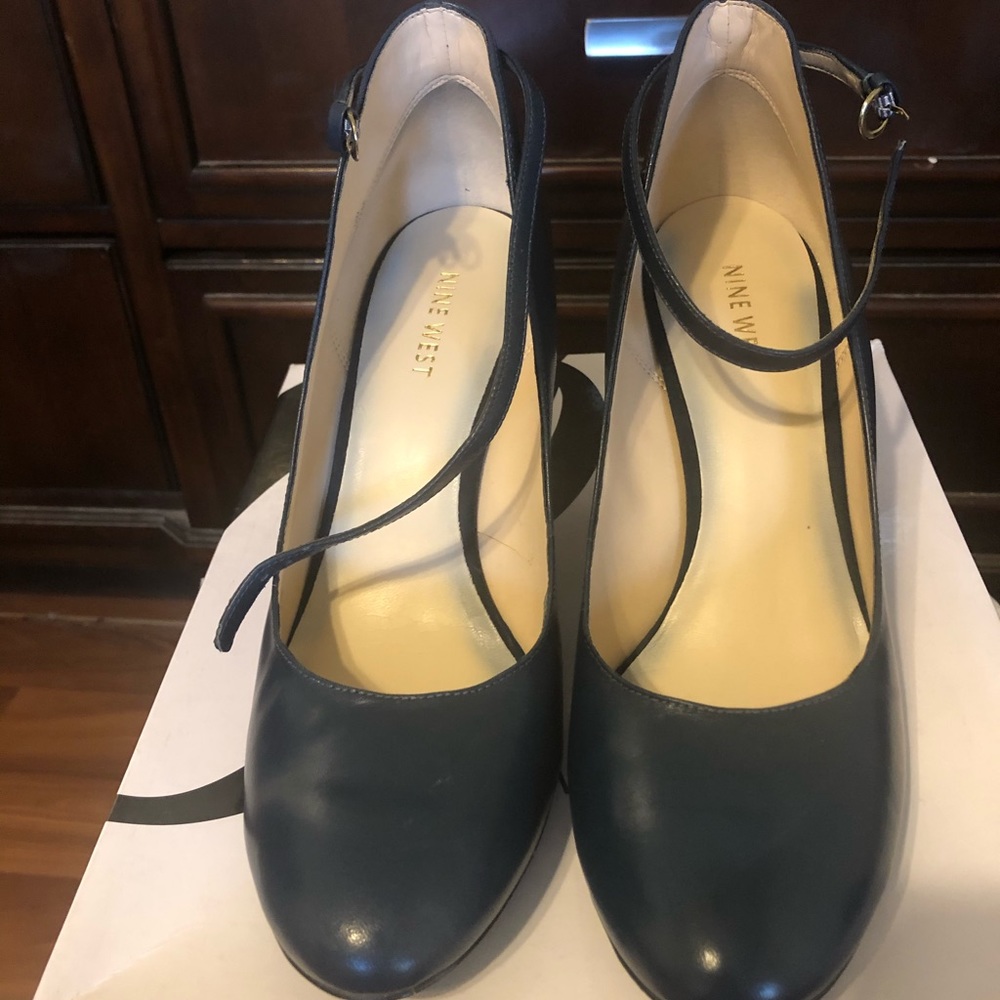 Nine West Mary Jane Wedge